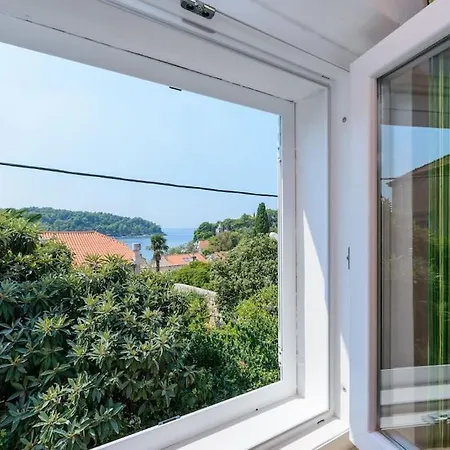 Charming Dalmatian 2-bedroom In The Heart Of Old Town